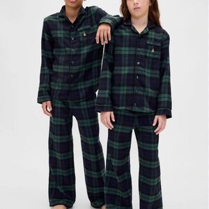 NEW! $64 GAP Kids Plaid Pajama Set - Navy and Green, Never Worn, Super Soft